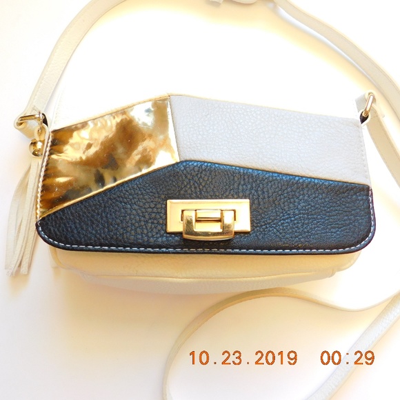 POVERTY FLATS by rian Handbags - Poverty Flats Vegan Crossbody Bag